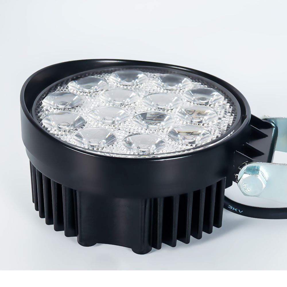 Lampe de travail à LED ronde de 6 pouces